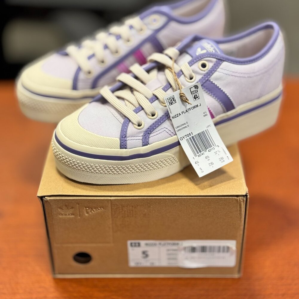 Adidas Nizza Platform J - US Size 5 - Light Purple/Pink